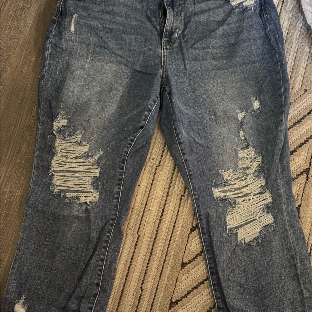 Judy Blue Distressed 18W straight fit JB82434MD-PL